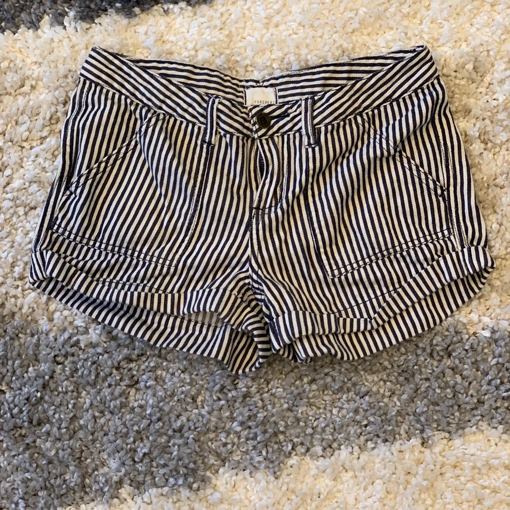 Forever 21 stripped shorts